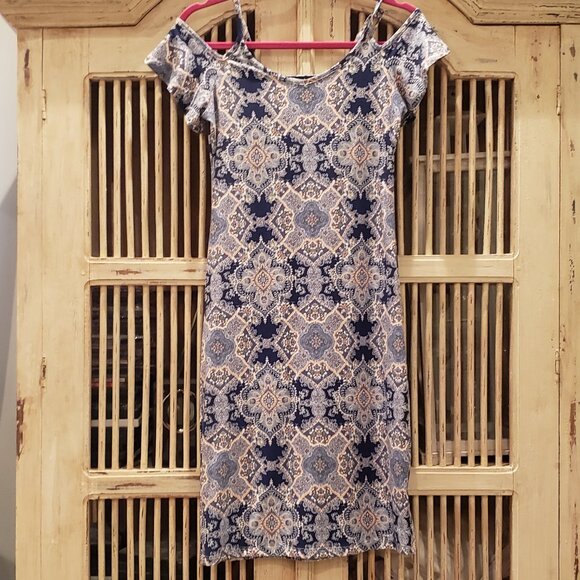 Derek Heart Body Hugging  Pullover Knit Dress - Picture 4 of 7